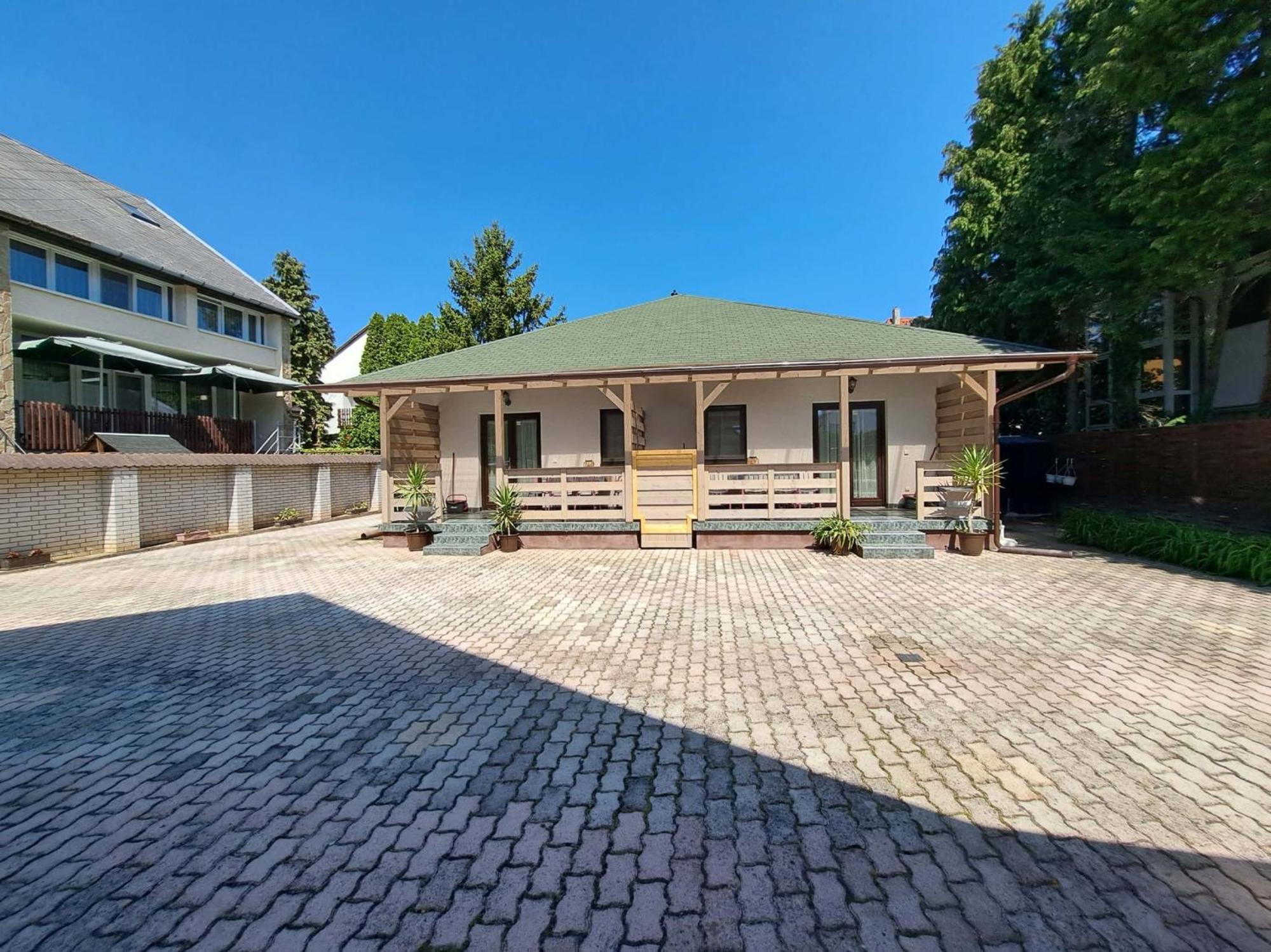 Istvan Apartmanok Keszthely Exterior foto